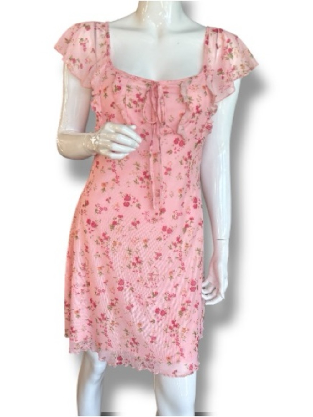 SHEIN PINK BABYDOLL DRESS WITH RED ROSE PRINT. Women’s Size Small.